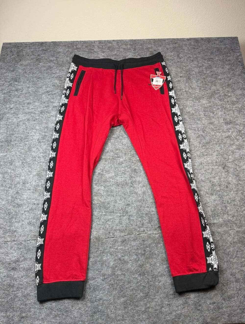 Born Fly Testarossa Jogger Size Large Red Track Pants